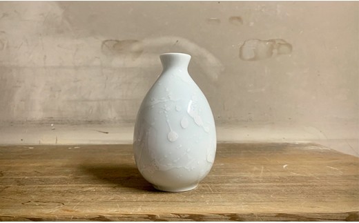 有田焼 白磁釉滴徳利  井上祐希作 (井上萬二窯) 徳利 白 ホ