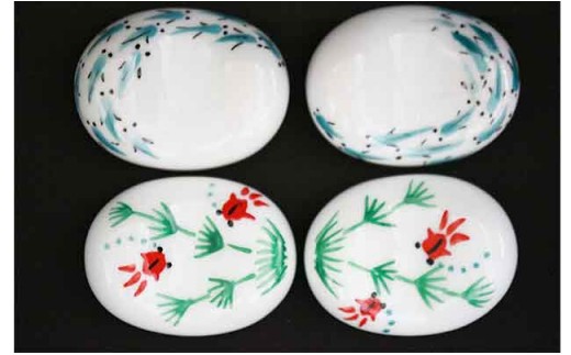 金魚とめだかの箸置き (新豆型） やきもの工房こすず A12-195