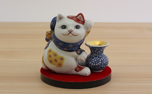 源右衛門窯 染錦結び梅地紋 猫置物 梅 ねこ ネコ 有田焼 A150
