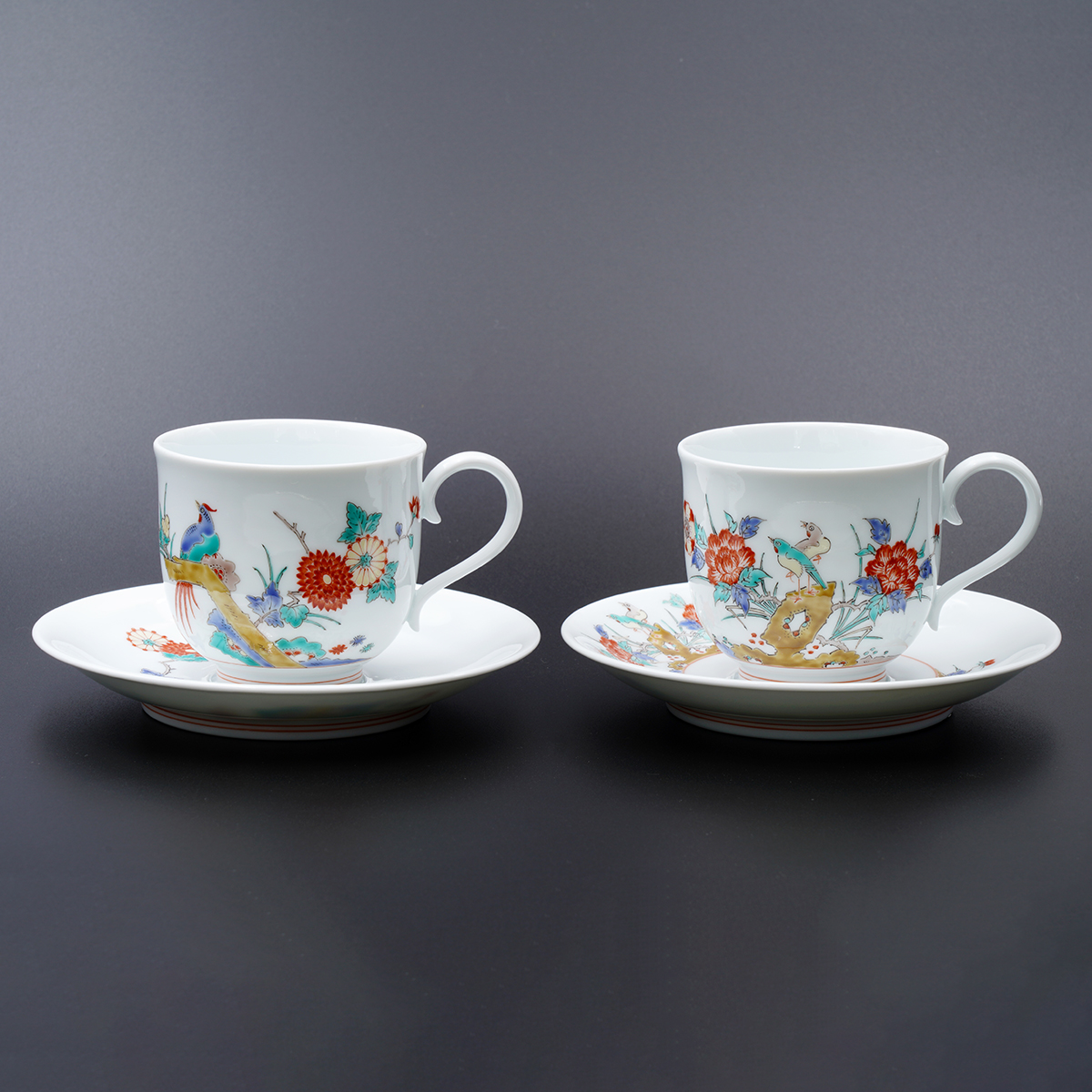 A350-15 柿右衛門窯作 珈琲碗（丸形）絵変わり（牡丹鳥文・