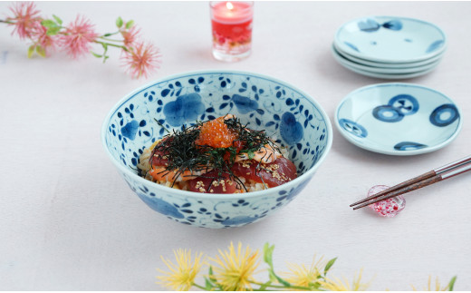 山口洋一工房 小花散し玉縁6寸鉢 有田焼 A40-99