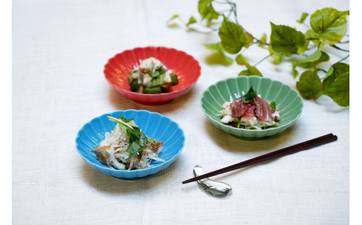 有田焼 深川製磁 釉遊彩菊花小付3枚入（VIVID） 皿 食器 A24-56