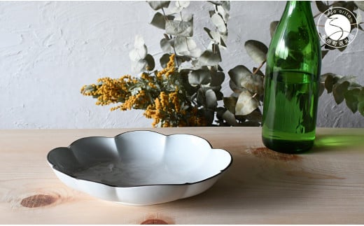 有田焼 白釉縁錆変形パスタ・カレー皿【ARITAYAKI-STORE】 A24-69