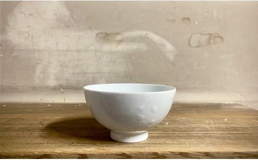 白磁釉滴飯碗(中) 井上祐希作 (井上萬二窯) 有田焼 お茶碗