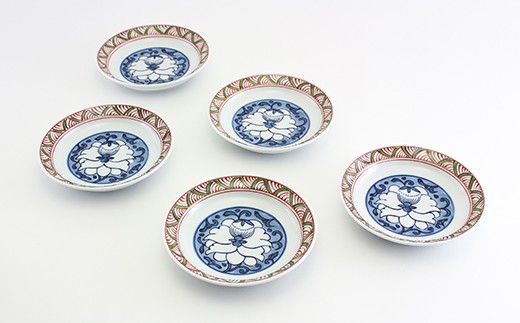 源右衛門窯 染錦唐花文 銘々皿 有田焼 高級感のあるケーキ