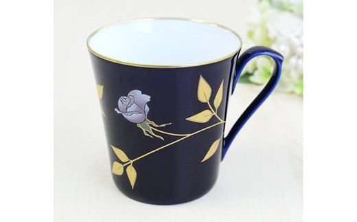 香蘭社◆有田焼◆薔薇ペアマグカップ　10kr-0005