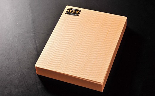 【贈答箱】佐賀牛の赤身(モモ)を味わう!焼肉用1kg　11ky-0001