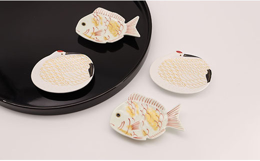 【有田焼･幸楽窯】ハレの日の招福豆皿･鯛(2ヶセット)　07fs-0004