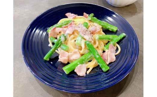 N-244 朝採れアスパラガス700ｇ 朝採れ即発送「明日はパラダイス」