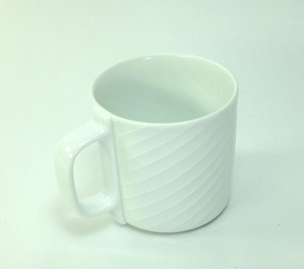 【波佐見焼】　白山陶器のマグカップ・レリーフ　 【西海陶器】 １　１５７６４