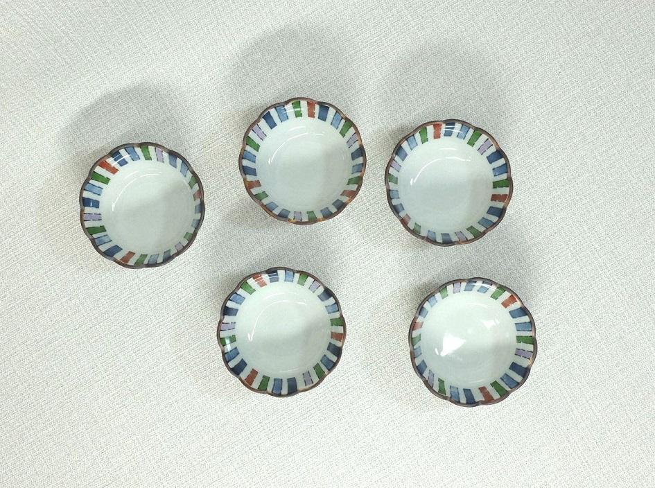 【AB524】【波佐見焼】φ8cmのミニ小鉢5個組　錦十草　【西海陶器】 5_43747