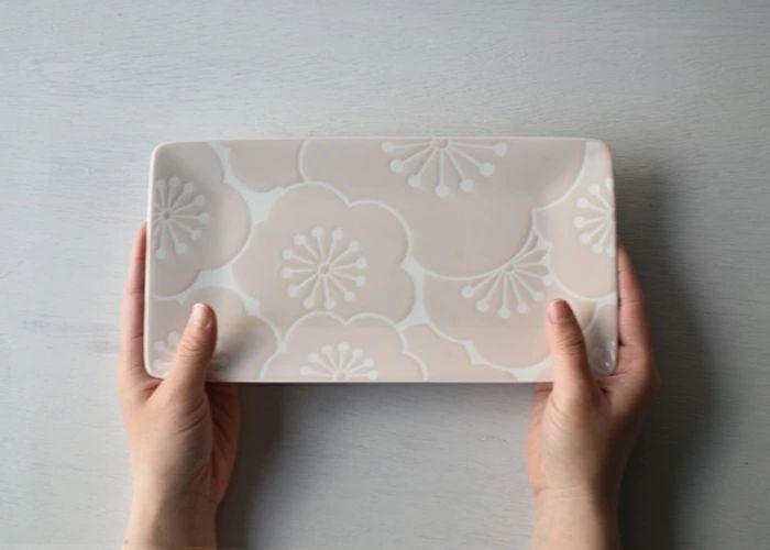 【AB1165】【波佐見焼】25×１３.５ｃｍの長角皿3枚組　はふり 梅柄桃 【西海陶器】3 19233