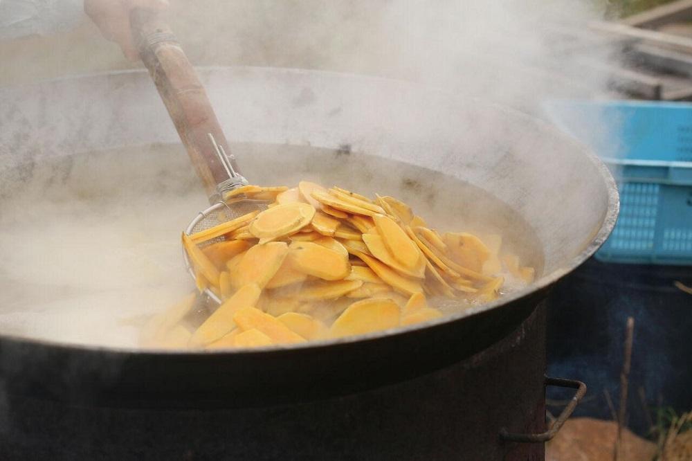 昔懐かしいホクホクのかんころ餅３本セット＜ルモンド風月＞