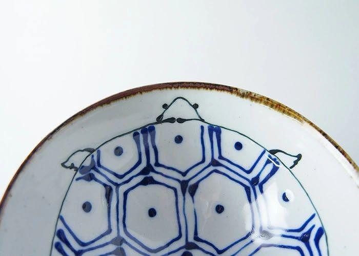 【波佐見焼】　手描きのクラワンカ茶碗　亀 【西海陶器】１ １８１９６