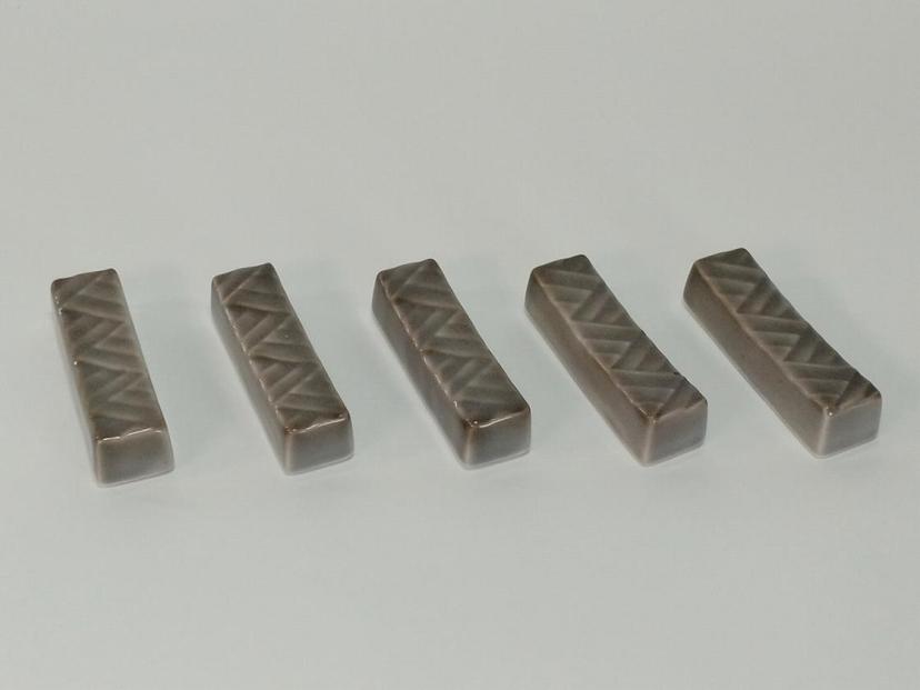 【波佐見焼】手彫りの箸置き5個組　桔梗 【西海陶器】５ ２４３７６