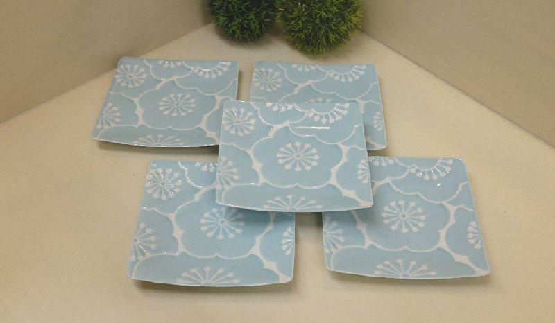 【AB265】【波佐見焼】１６×１６ｃｍ皿５枚組 はふり 梅・青【西海陶器】 ５ 18082