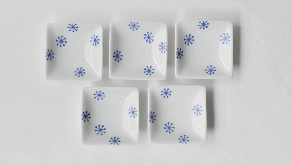 【AB489】【波佐見焼】es判子 角小皿 ゆきはな 【西海陶器】5 43471