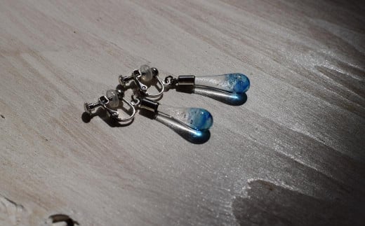 海色イヤリング