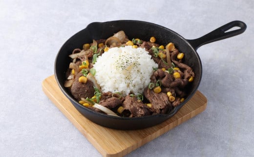 【全4回定期便】長崎和牛・出島ばらいろ 競り美豚 4回コース