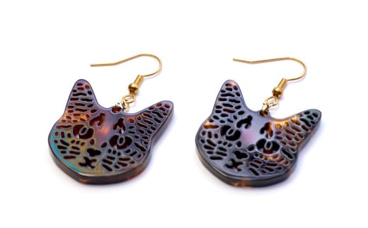 【べっ甲】すまし猫ピアス