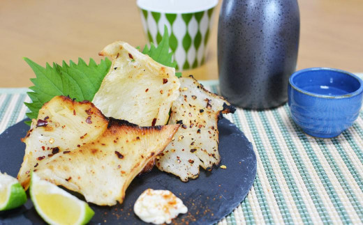 【全3回定期便】長崎名産 えいひれ 500g 七味入