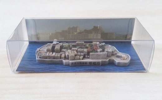 軍艦島ジオラマ1/4000モデル、グンカンデザインTシャツセット Sサイズ