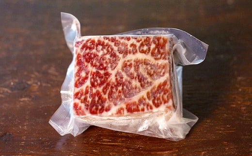 ニタリ鯨 霜降り尾の身 100g×2個セット