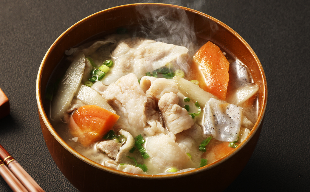 【全6回定期便】「競り美豚」 バラ 切り落とし1.5kg