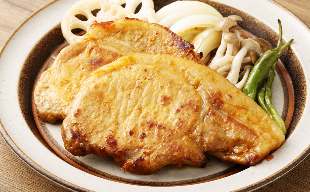 【全3回定期便】長崎県産 豚 味噌 ロース 120g×8枚 960g