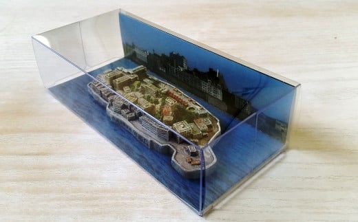 軍艦島ジオラマ1／4000モデル、グンカンデザインTシャツセット