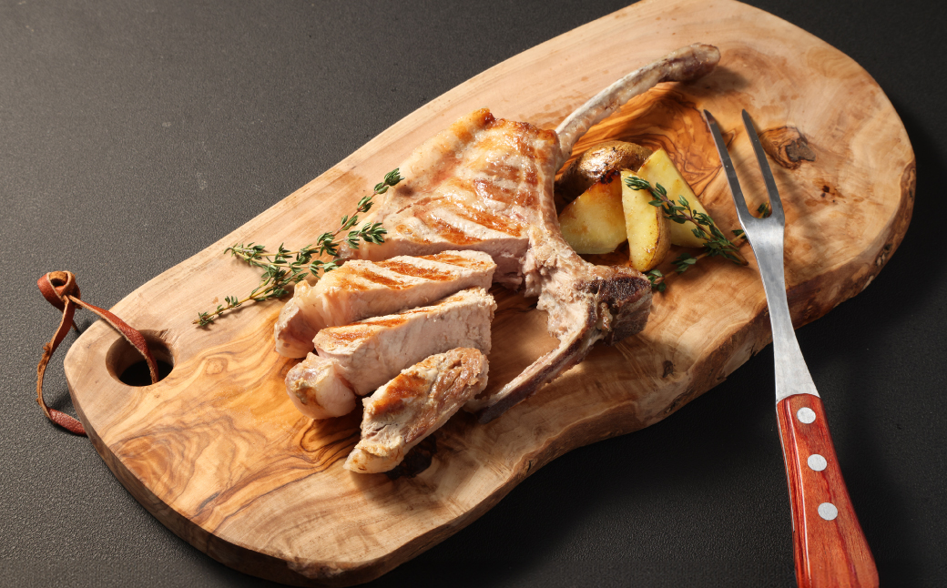 長崎県産「競り美豚」トマホークロースステーキ300g×2