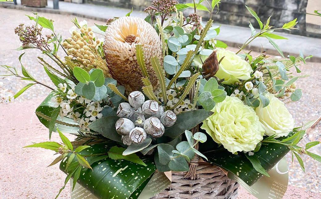 おまかせフラワーアレンジメント 【L】