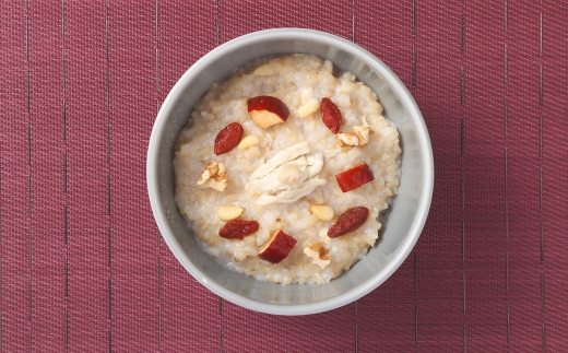 【全3回定期便】レトルト鶏塩粥セット