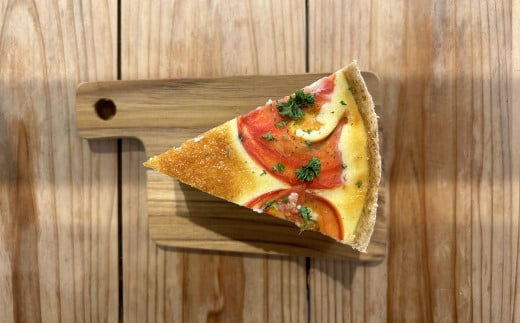 何が届くかお楽しみ♪ 季節のお野菜キッシュ 1ホール 約6人分