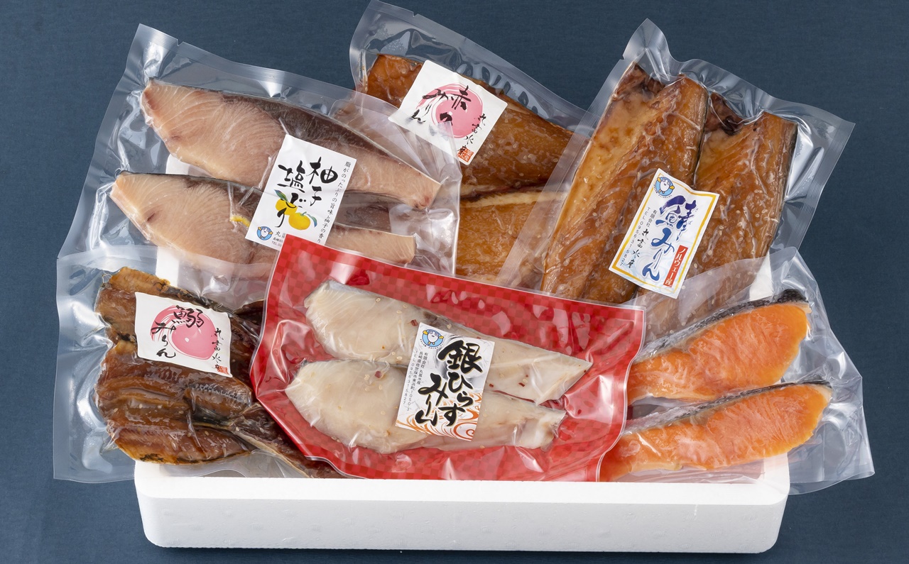 [A282b］《定期便》丸富の切身干物詰め合わせ｢福｣(全6種13枚)【12回お届け】