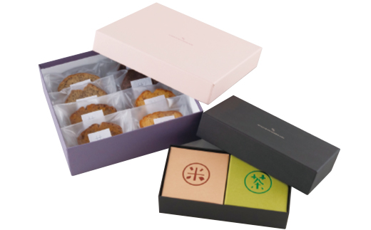 [F102p］佐世保しょこらセットと4種のパウンドケーキ