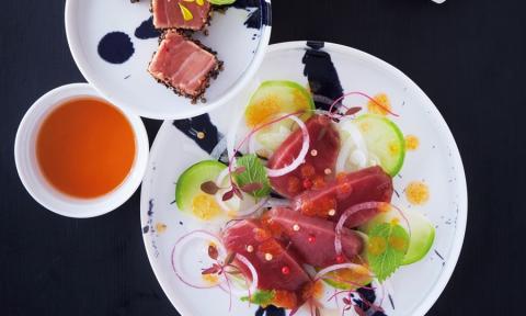 [A122p］長崎県産本まぐろ(大トロ･中トロ･赤身)1,000g以上