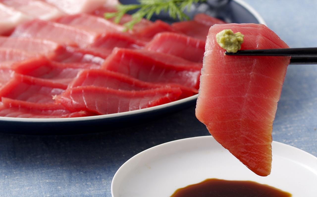 [A131p］〈長崎県産〉本まぐろ(中トロ･赤身)480g以上