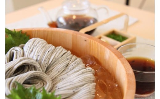 DC031 島原伝統製造 手延べ黒ゴマ麺 40束 （5束 8袋）