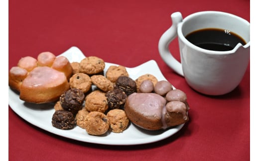 【2026年2月より順次発送】 AI192 三毛猫 オートミールクッキー 足あと 焼きドーナツ 2個 [ クッキー ドーナッツ 詰め合わせ セット 焼き菓子 ねこ 猫 かわいい ギフト スイーツ お菓子 パティスリーシャトン 長崎県 島原市 ]