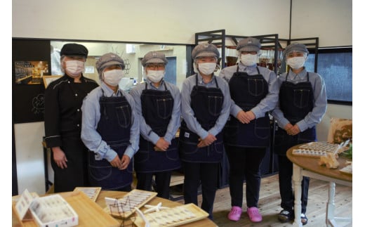 BF088久遠チョコレート Candy Boxセット 【思いやり型返礼品】