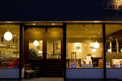 BF180長崎県産高級真珠ネックレス・イヤリングセット（8.0－8.5㎜）