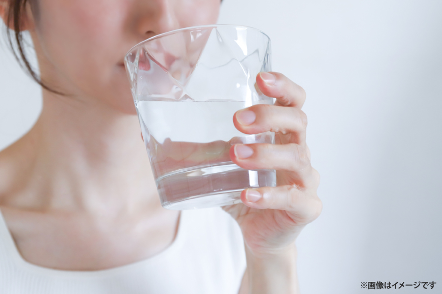 AJ623 山崎本店酒造場 【6回定期便】 雲仙島原の天然水 20L [ 水 天然水 ウォーター おいしい 定期便 定期 名水百選 大容量 日用品 軟水 長崎県 島原市 ]