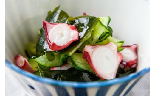 AG063【令和8年度出荷分】【秀品】新鮮 朝採りきゅうり 2kg以上 [ きゅうり 野菜 サラダ 漬物 酢の物 長崎県 島原市 ]