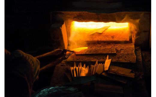 CA057-5 そろそろ、一生ものの道具を　手打ち包丁(柳刃包丁)