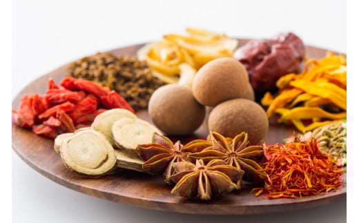 DG156 簡単調理で本格派！薬膳火鍋 麻辣ちゃんぽん4食セット [ちゃんぽん 冷凍 セット 具材付き 薬膳火鍋 火鍋]