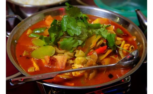 EG098 本格 薬膳 火鍋 牛もつ鍋 4～5人前 & 自家製 明太子 80g×2 セット [鍋 薬膳鍋 薬膳火鍋 スープ]