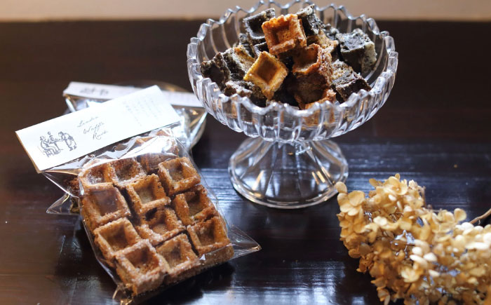 Lindenオリジナル生ドレッシング2本・ワッフルラスク5種セット / ドレッシング どれっしんぐ ラスク ワッフル ワッフルラスク / 諫早市 / リンデン [AHBQ002]