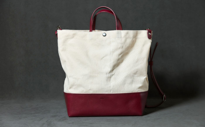 レザー×キャンバス トートバッグ ワイン L / 2WAY レザー トート トートバッグ ショルダー ショルダーバッグ 鞄 かばん マザーズバッグ 通勤 通学 BAG bag バック バッグ 革 ギフト / 諫早市 / 伊東製靴店 / [AHCN006]
