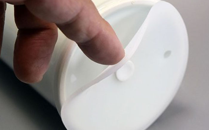 おしゃれにホテルライクな「磁器のディスペンサーSinogi」/ 磁器 ディスペンサー インテリア 雑貨 / 諫早市 / 長谷川陶磁器工房 [AHBC002]